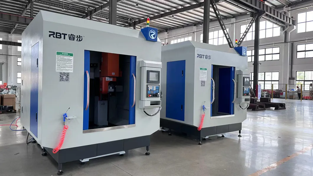 कार्बन-फाइबर-सीएनसी-कटिंग-मैचीन-रेसिंग-कार-बॉडी-पैनल।